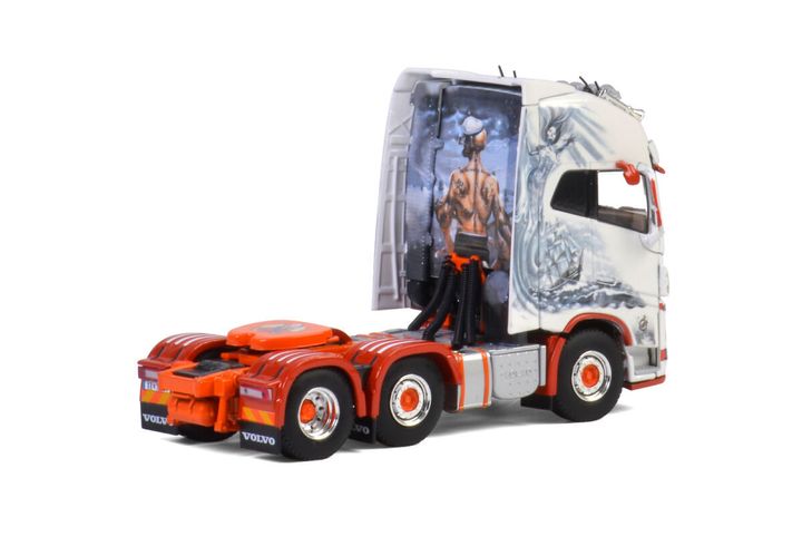 floro-volvo-fh4-globetrotter-xxl-6x2-tw (1)