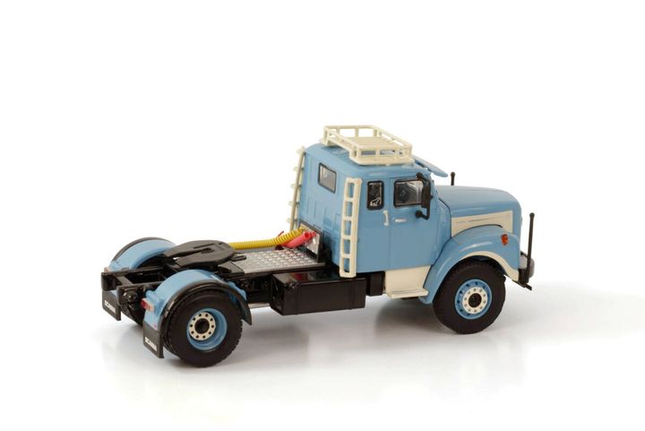 m-voorend-scania-l110-sleepercab-torp (1)