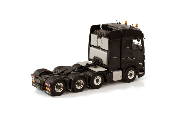 premium-line-volvo-fh5-globetrotter-8x4 (1)