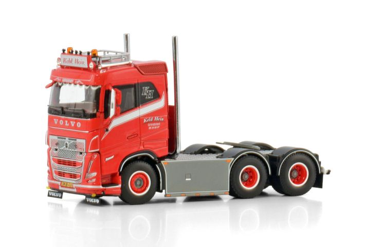 keld-hein-volvo-fh5-sleeper-cab-6x2-tag