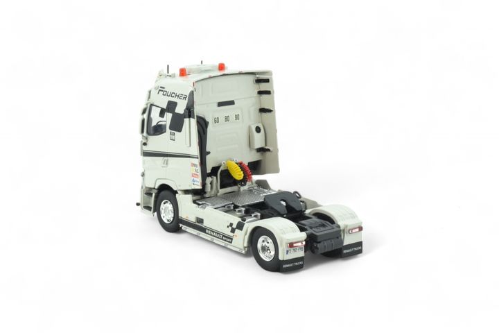 82631 - Mod 230000A  Foucher (white)-2-HR