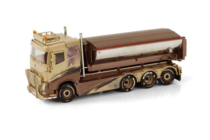 per-broddes-volvo-fh4-sleeper-cab-8x4-h