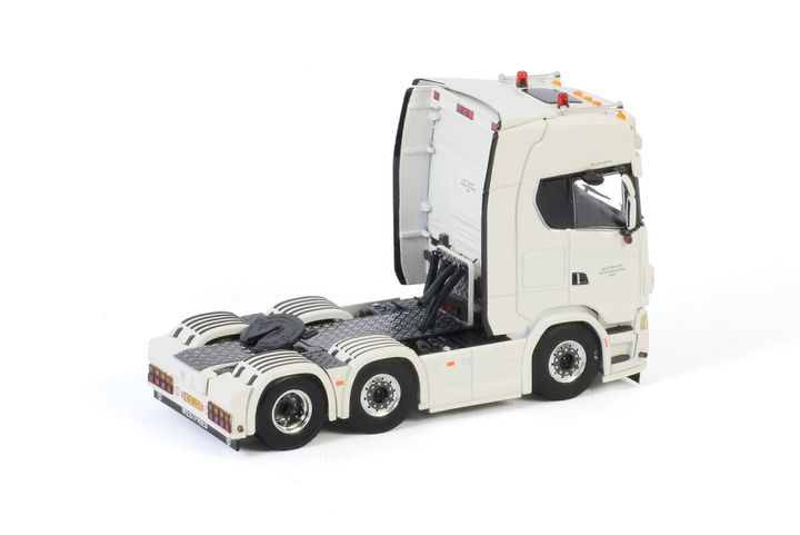 richard-besseling-scania-s-highline-c (1)