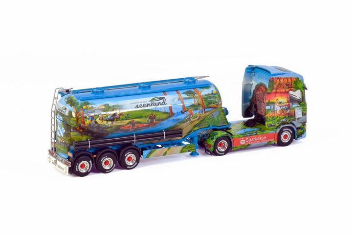 jürgen-schmid-scania-s-highline-cs20 (1)