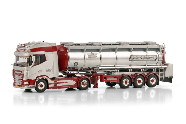 de-groot-leerbroek-daf-xg-4x2-chrome-t