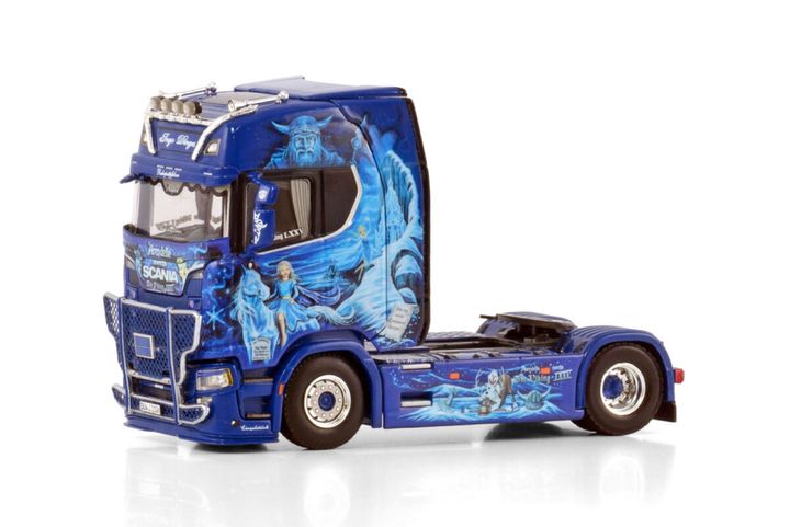 ingo-dinges-scania-s-highline-cs20h-4x2-2