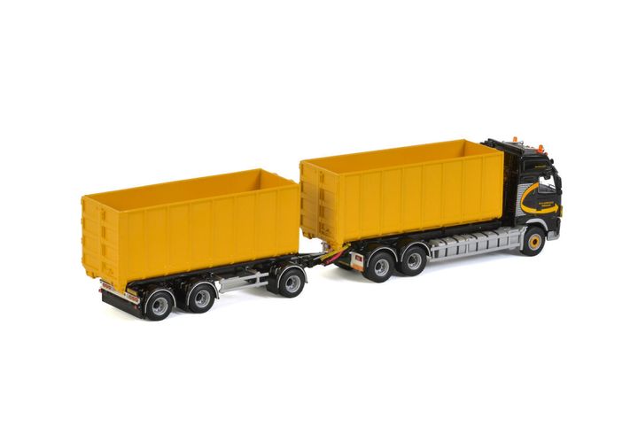 n-j-van-straalen-volvo-fh2-globetrotte (1)