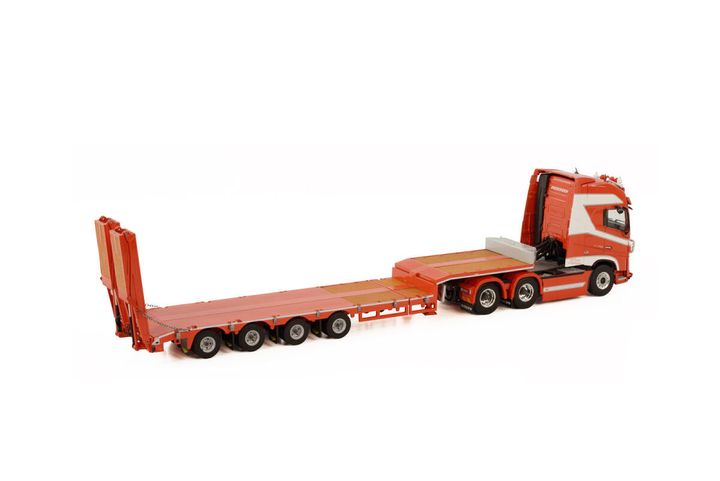 pedersen-transport-as-volvo-fh4-globetr (1)