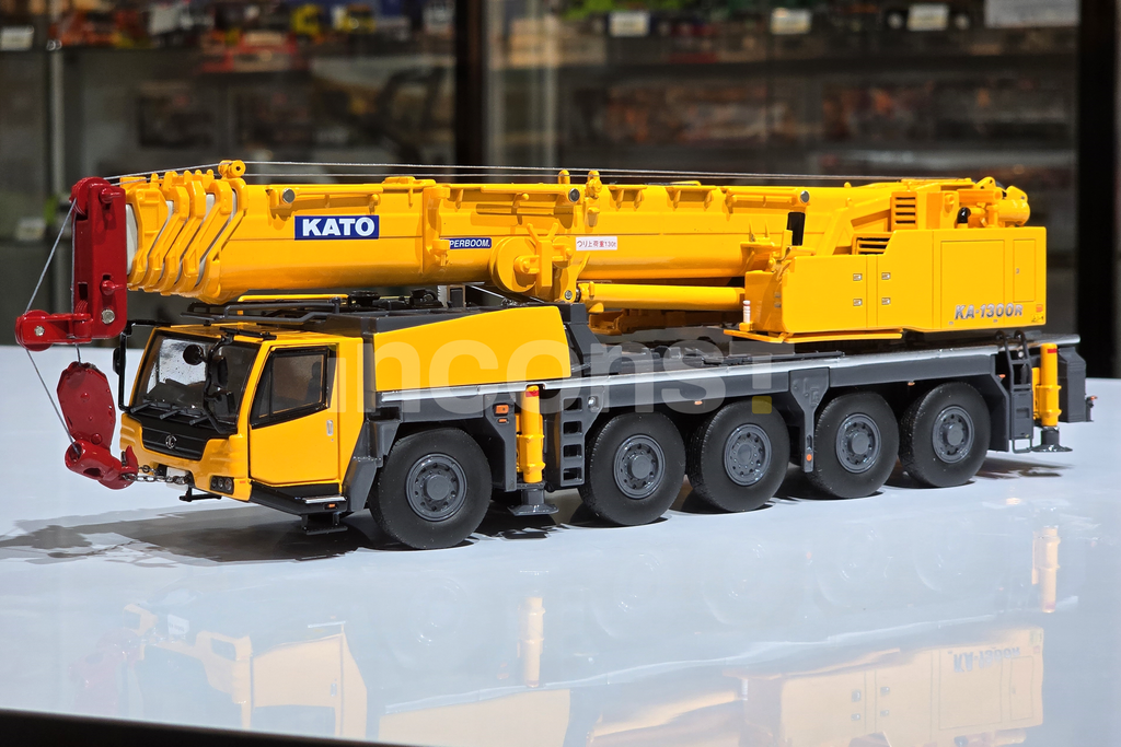 KATO KA-1300R MOBILE CRANE - ORIGINAL COLOUR – Inconst KATO KA-1300R MOBILE CRANE - ORIGINAL COLOUR – Inconst
