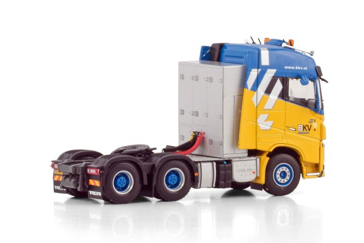bkv-volvo-fh4-globetrotter-6x4 (1)