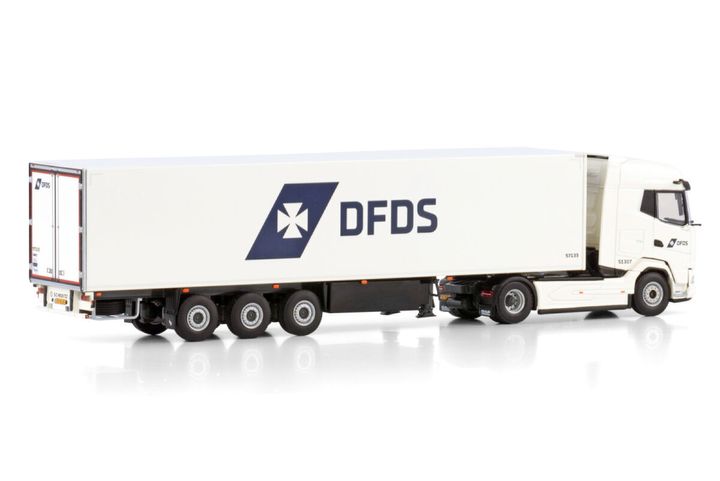 dfds-daf-xg-4x2-reefer-trailer-3-axle (1)