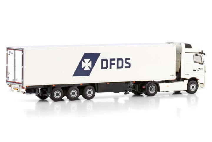 dfds-mercedes-benz-actros-mp5-giga-spac-1 (1)