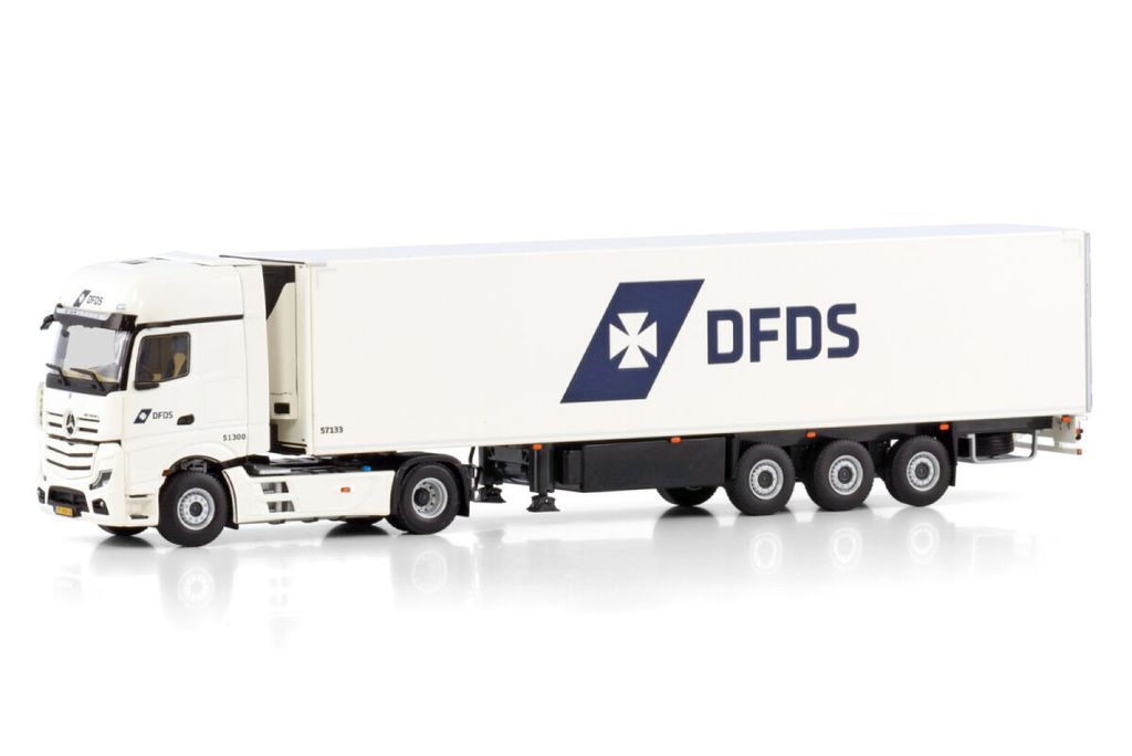 dfds-mercedes-benz-actros-mp5-giga-spac-1