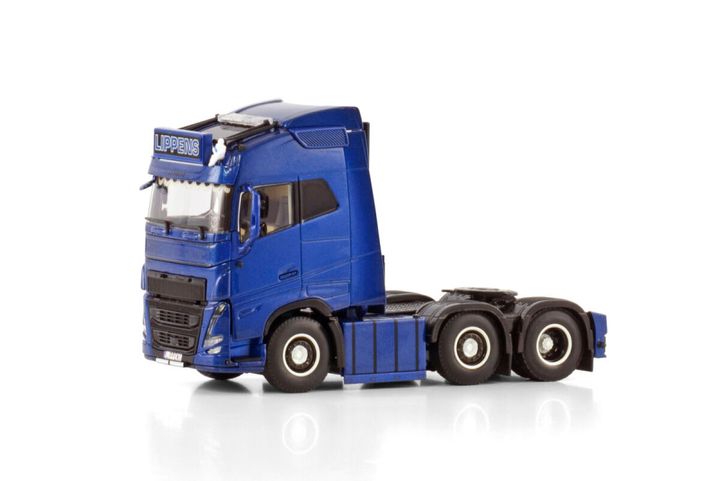 lippens-volvo-fh5-globetrotter-6x2-twin