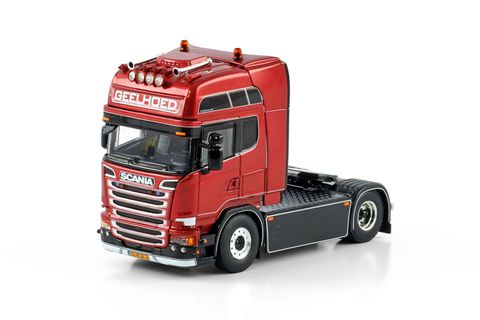geelhoed-scania-streamline-topline-4x2