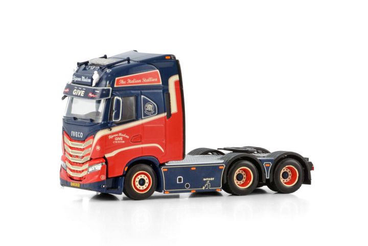 bjarne-madsen-iveco-s-way-as-high-6x2-t (1)