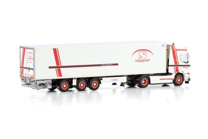 suijker-bv-daf-xf-sh-with-sky-lights-4x (1)