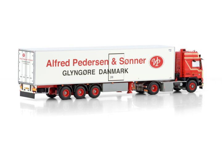 alfred-pedersen-volvo-f12-globetrotter (1)