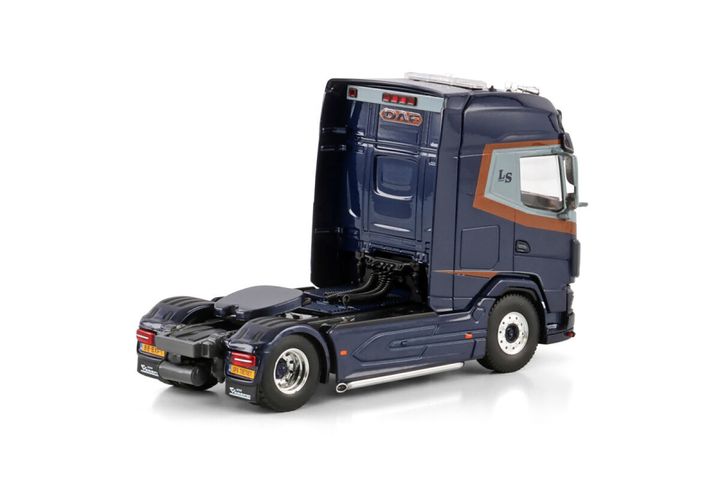 casa-di-slob-daf-xg-4x2 (1)