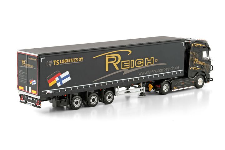 philipp-reich-daf-xg-4x2-curtainside-t (1)