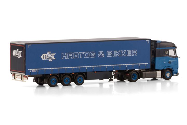 hartog-bikker-daf-xg-4x2-box-trailer (1)