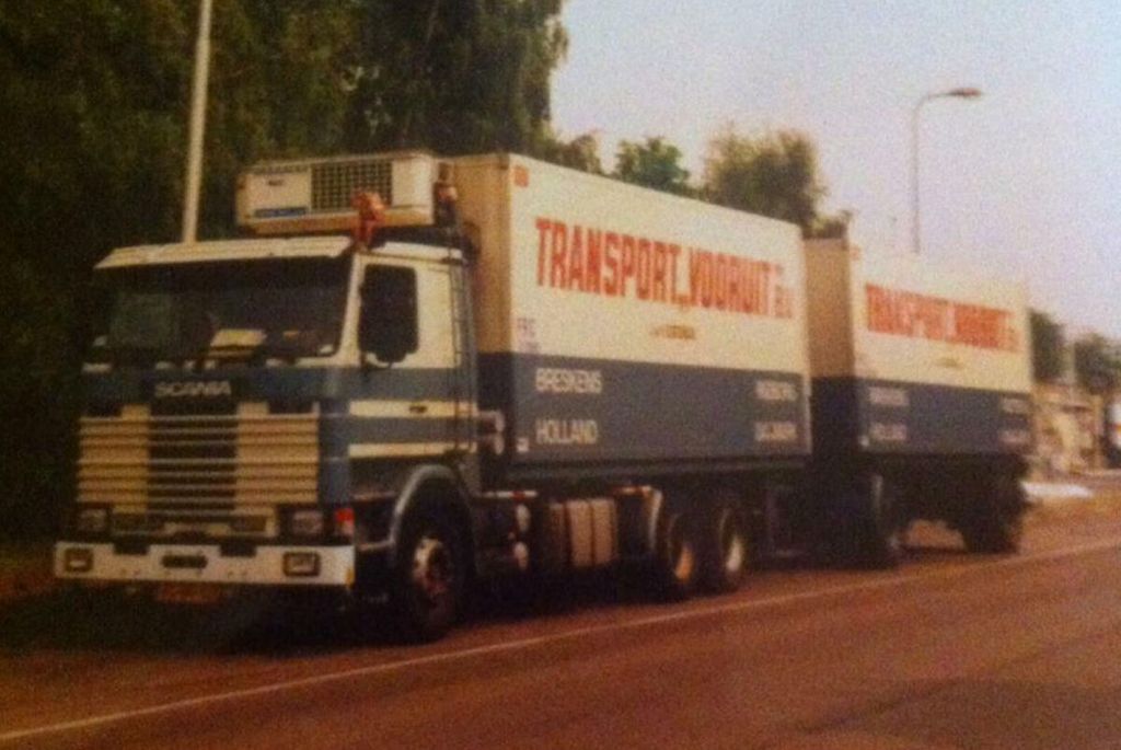 transport-vooruit-scania-3-series-riged