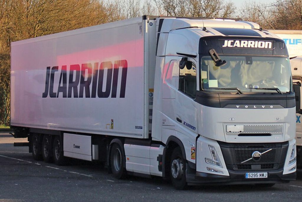 j-carrion-volvo-fh-aero-globetrotter-4
