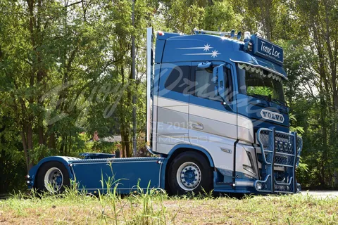 trans-loc-volvo-fh5-globetrotter-4x2 (1)
