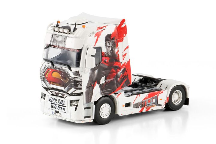 popp-fahrzeugbau-superman-renault-tru