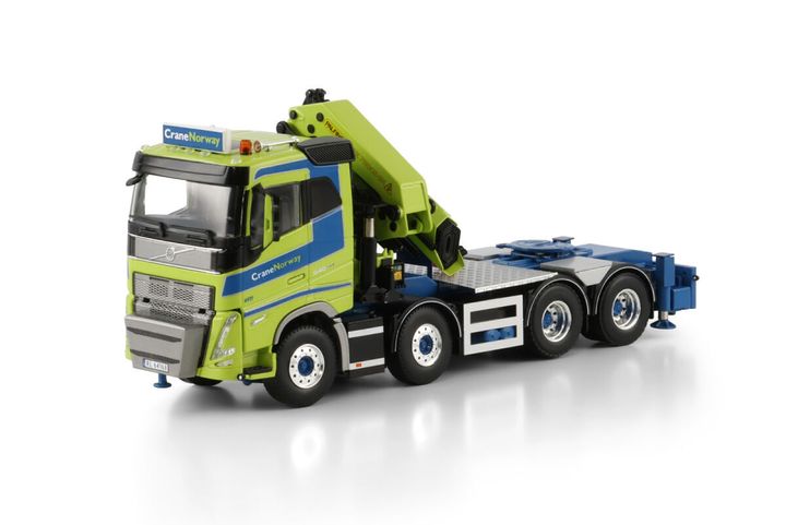 crane-norway-volvo-fh5-sleeper-cab-8x4