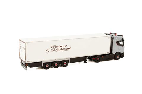 mackowiak-scania-s-highline-cs20h-4x2 (1)