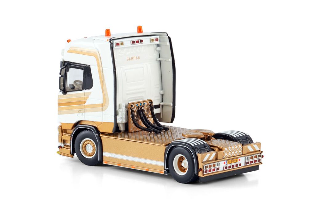 van-hees-scania-r-highline-cr20h-4x2 (2)