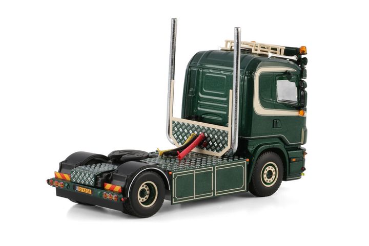 wubben-noord-scania-4-series-flat-roof (1)