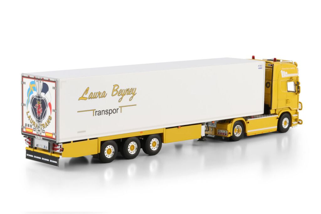 lauratrans-scania-streamline-topline-4x (1)