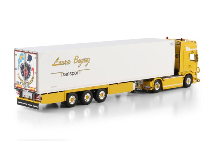 lauratrans-scania-streamline-topline-4x (1)