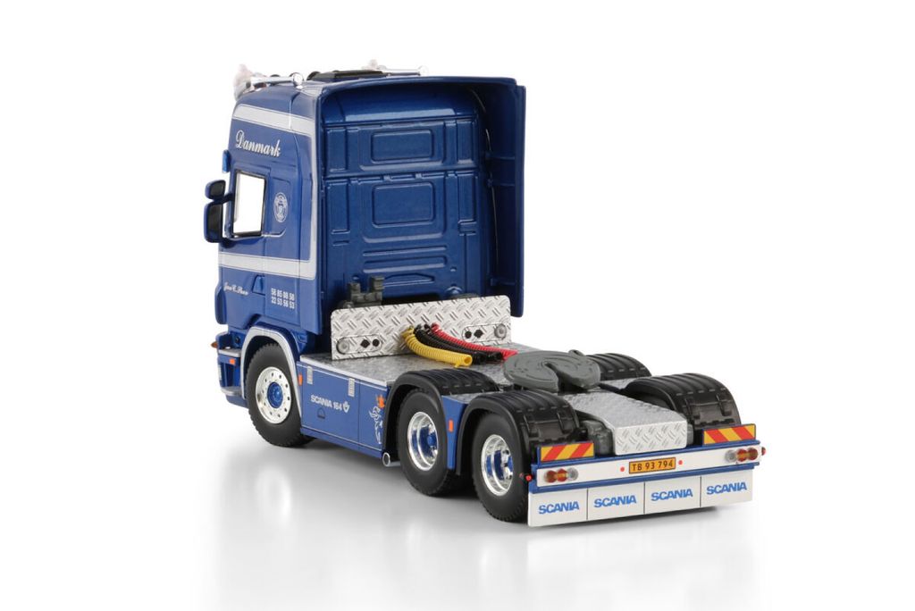 jan-c-skov-scania-4-series-topline-6x2 (2)