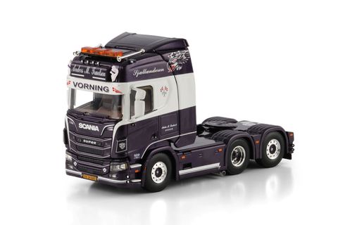 anders-m-truelsen-scania-r-highline-cr
