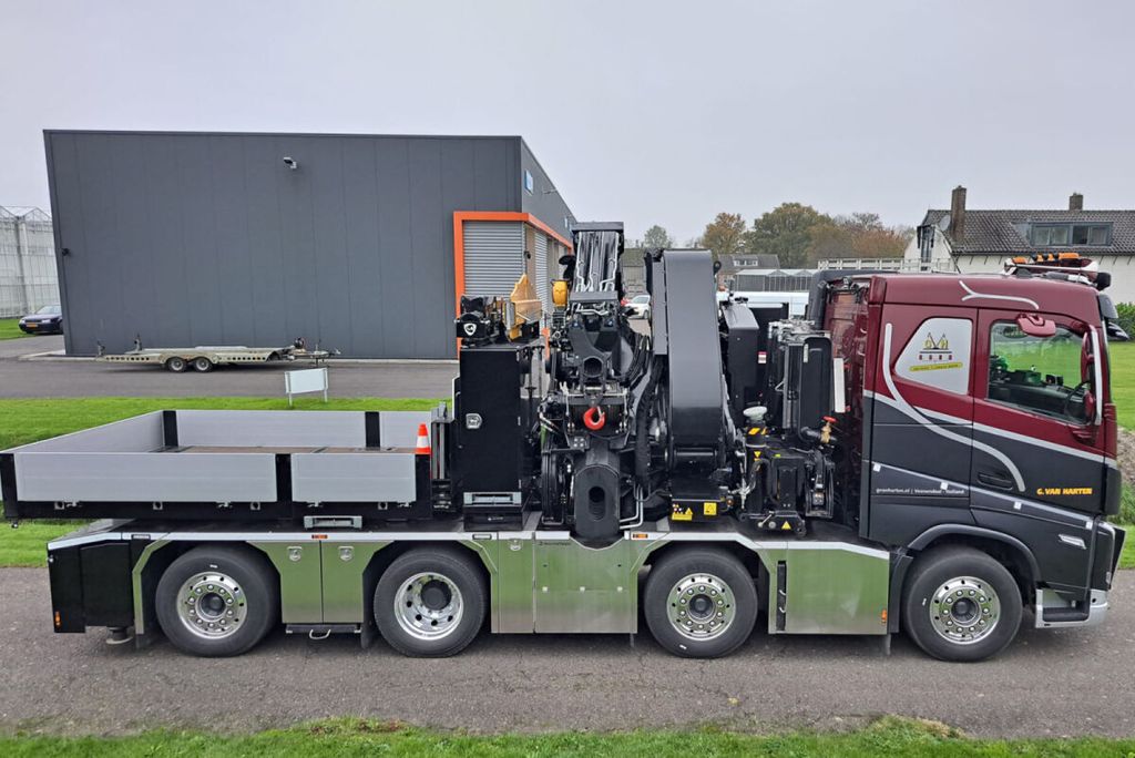 g-van-harten-volvo-fh5-sleeper-cab-8x2