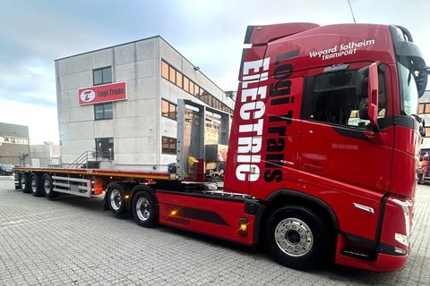 logi-trans-volvo-fh5-globetrotter-elect-1 (1)