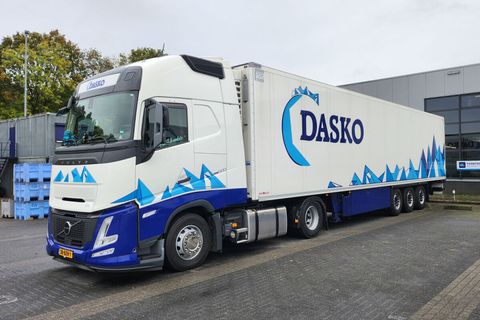 dasko-volvo-fh-aero-globetrotter-xl-4x2