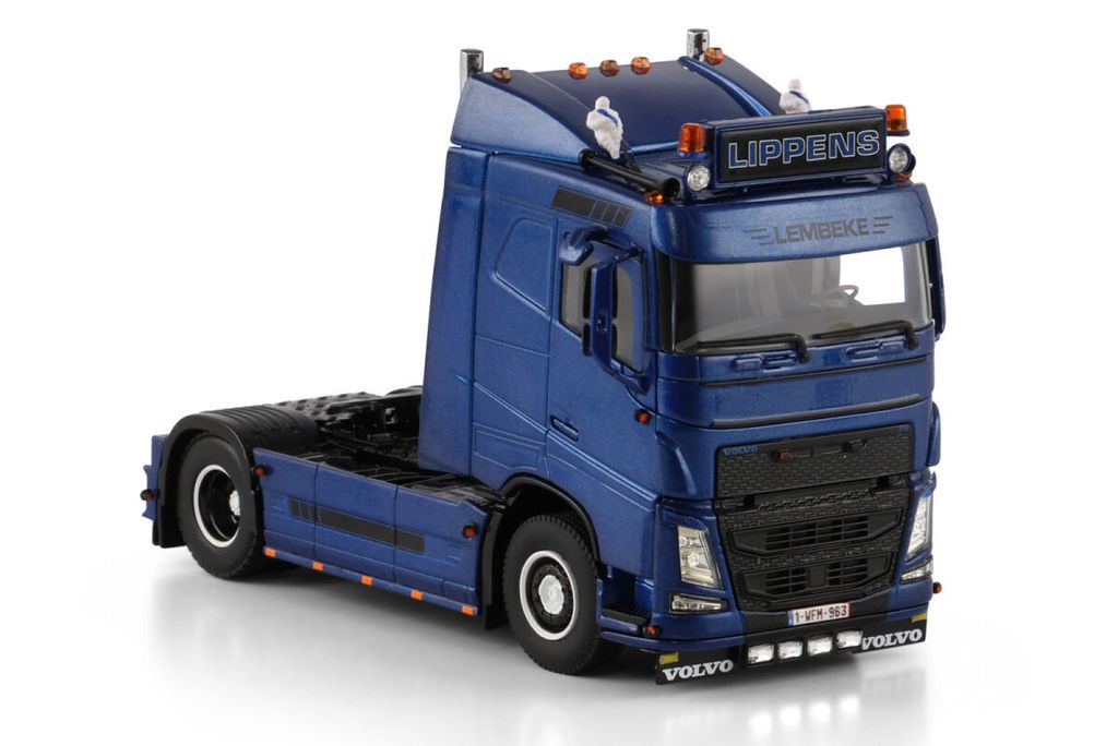 lippens-volvo-fh4-sleeper-cab-4x2 (3)