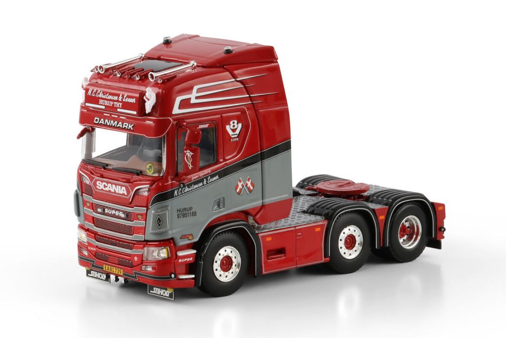 n-c-christensen-sonner-scania-r-high-3