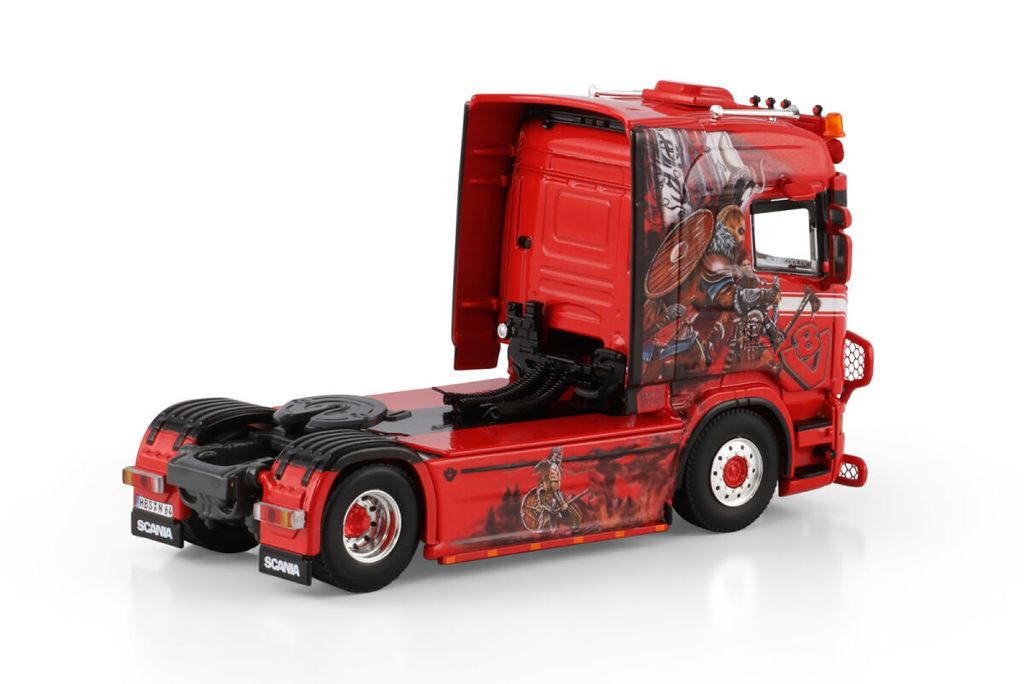 jens-naujok-scania-streamline-highline (1)