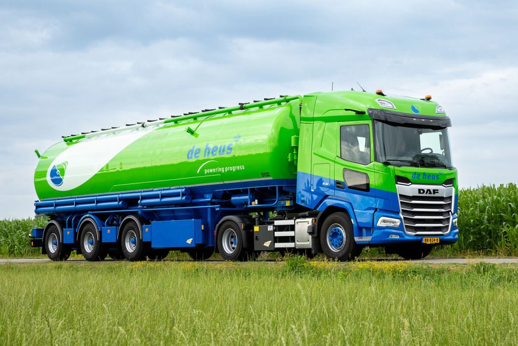 de-heus-voeders-daf-xf-sh-my25-with-sky