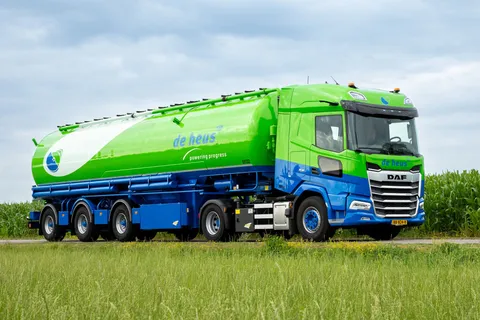 de-heus-voeders-daf-xf-sh-my25-with-sky