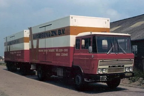 visbeen-daf-2600-riged-box-truck-4x2-ri