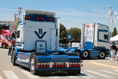 sadler-scania-3-series-torpedo-streamli (5)