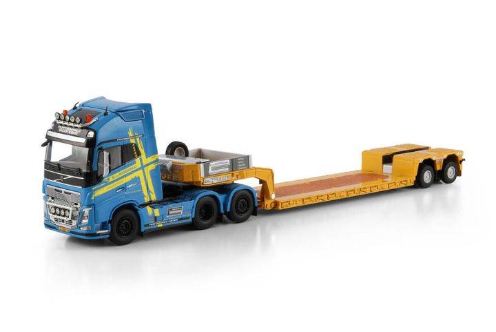 l-a-van-roozendaal-volvo-fh4-globetrot
