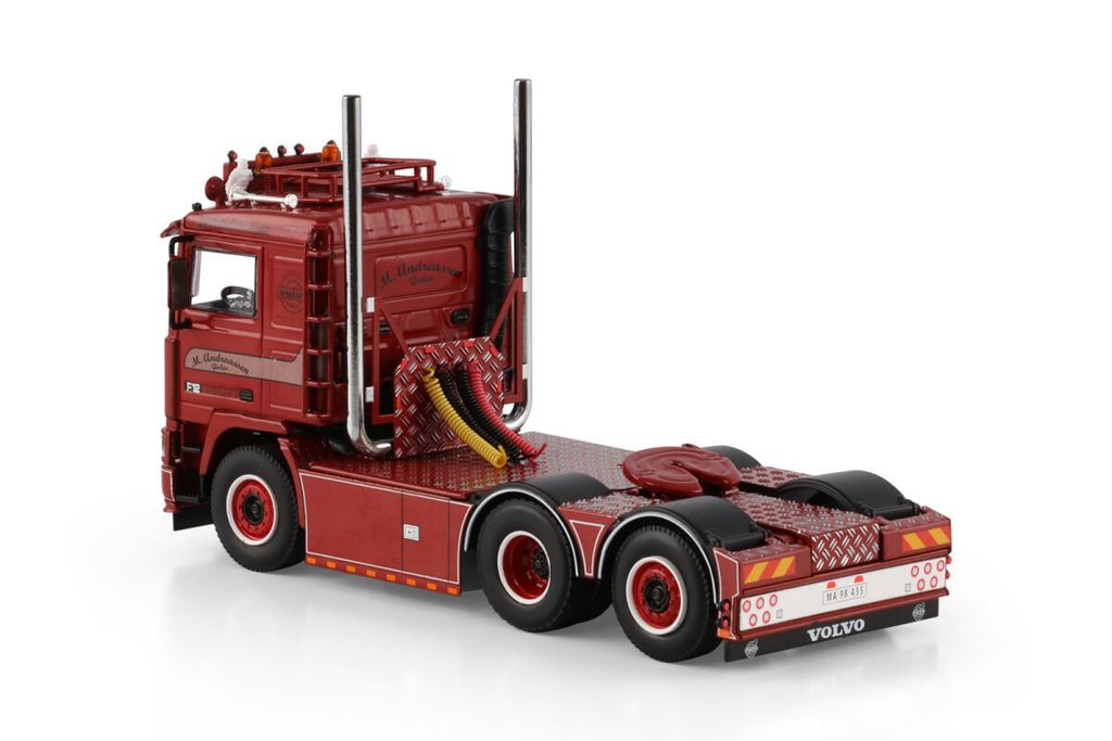 michael-andreassen-volvo-f12-6x2-tag-ax (4)