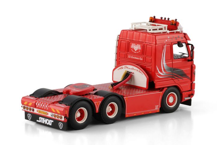 skadborg-scania-3-series-streamline-6x2 (1)